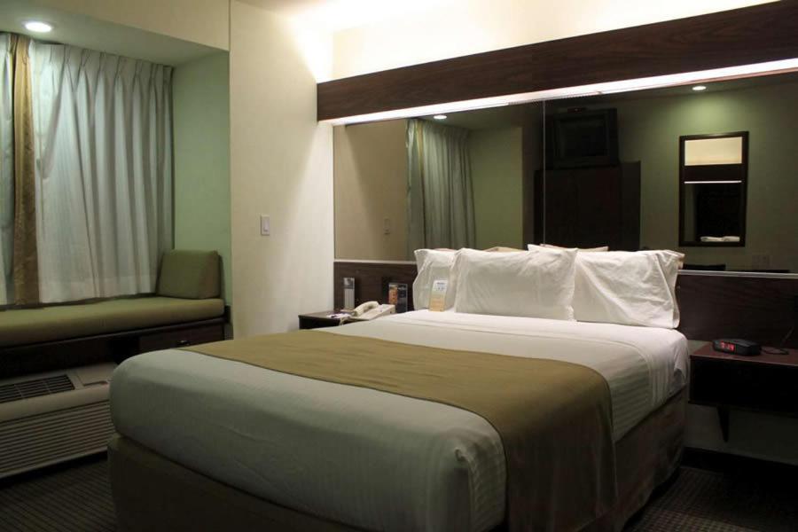 Microtel Inn And Suites By Wyndham Ciudad Juarez, Us Consulate Habitación foto